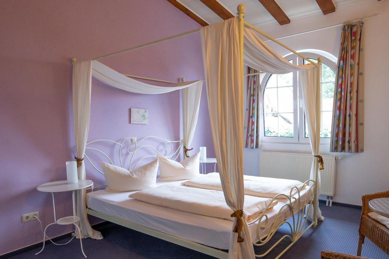 Hotel Schlosshof Dolgesheim Dış mekan fotoğraf